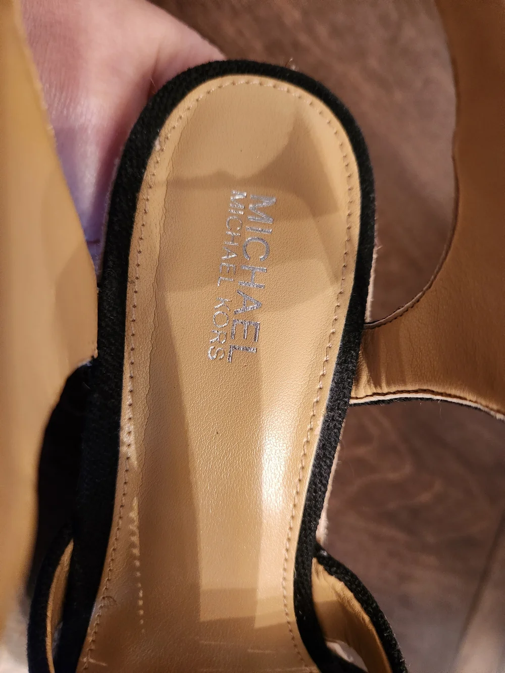 Michael Kors Women's Berkley Canvas Espadrille Wedge Sandal Size 7 Black - Picture 3 of 9